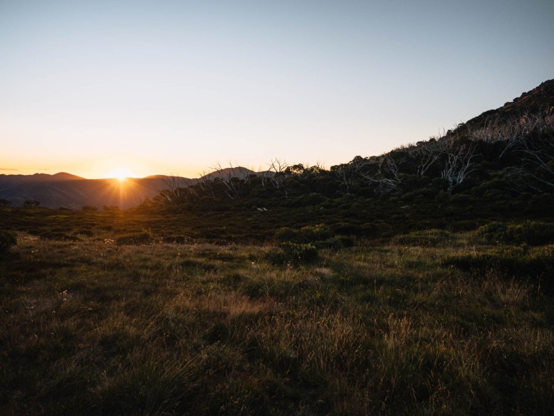 Puesta de sol desde cerca del monte Jaithmathang