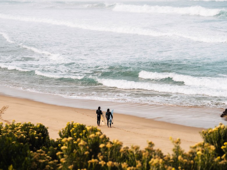 Surfistas en Johanna Beach