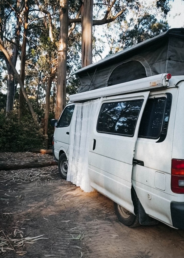 campamento de objetos punzocortantes