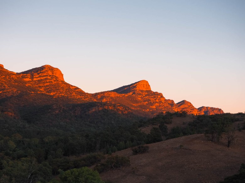 Pico de Santa María al amanecer