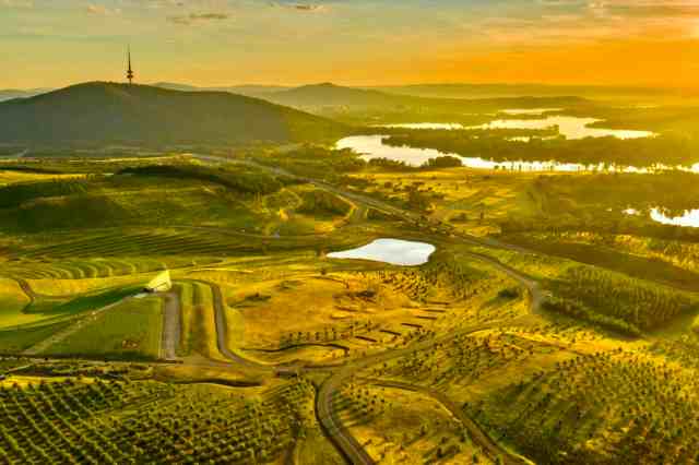 Vista aérea del Arboretum Nacional, Canberra